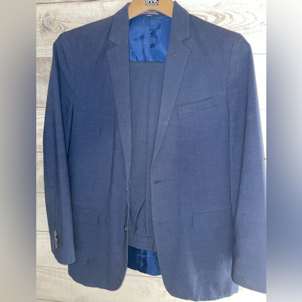 Men’s suit